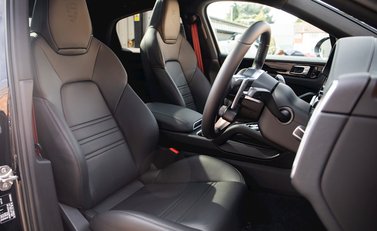 Porsche Cayenne Coupé 12