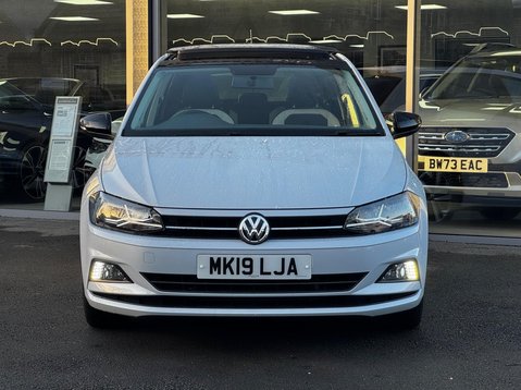 Volkswagen Polo BEATS TSI 15