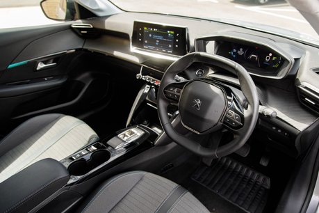 Peugeot 208 ALLURE PREMIUM