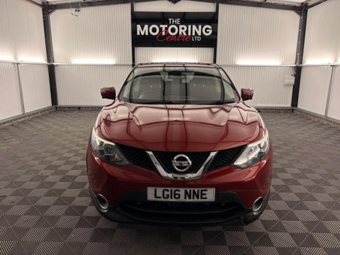 Nissan Qashqai 1.2 DIG-T N-Connecta XTRON 2WD Euro 6 (s/s) 5dr 45