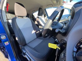 Toyota Yaris 1.5 Yaris Icon Tech VVT-i 5dr 52