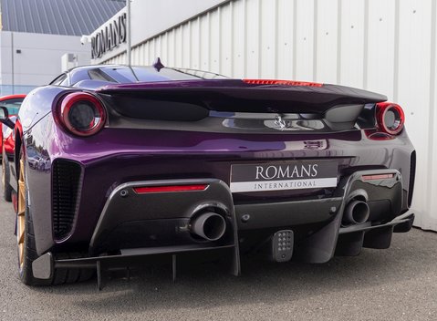 Ferrari 488 Pista 24