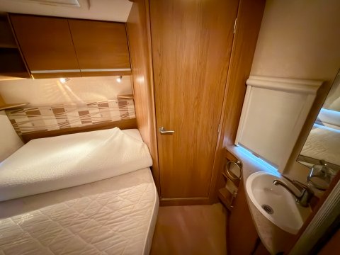 Bailey Pageant Series 7 Bordeaux 31