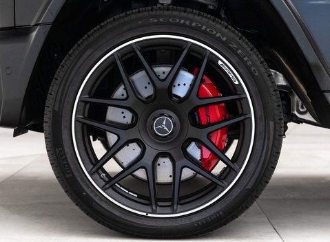 Mercedes-Benz G Series AMG G 63 4MATIC 21