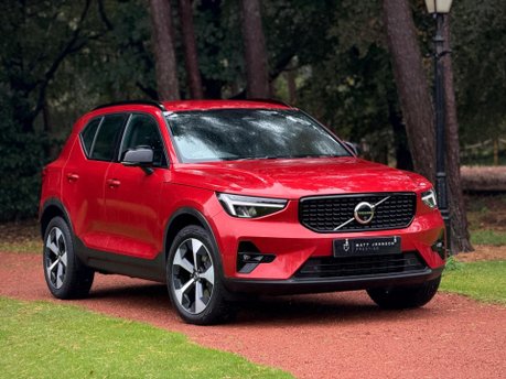 Volvo XC40 B4 PLUS