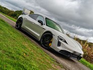 Porsche Taycan Taycan Turbo S 4WD 4dr 19