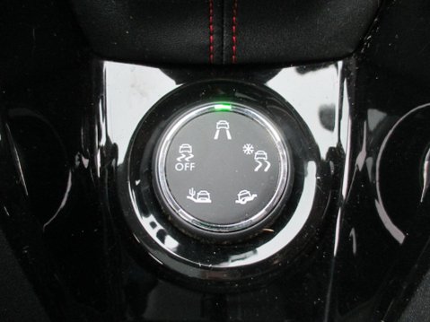 Peugeot 2008 1.2 PureTech GT Line Euro 6 (s/s) 5dr 38