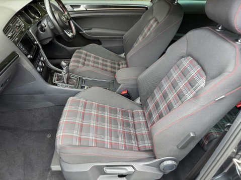 Volkswagen Golf 2.0 Golf GTi Performance 3dr 23