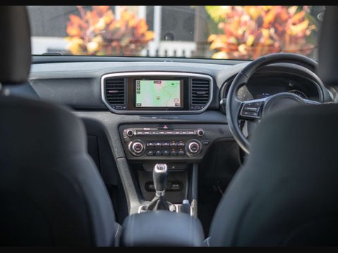 Kia Sportage 1.6 Sportage 2 ISG 5dr 3