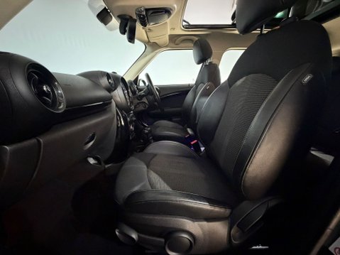 Mini Countryman COOPER SD ALL4 19