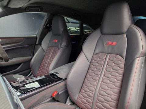 Audi RS 7 4.0 RS 7 Performance Carbon Black TFSI MHEV Q Auto 4WD 5dr 2