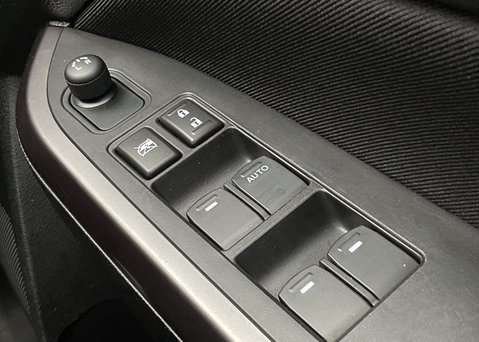 Suzuki Vitara SZ-T BOOSTERJET MHEV 24