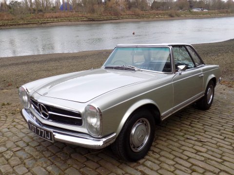 Mercedes-Benz SL Series 280 SL Pagoda (W113) 11