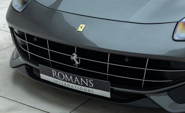 Ferrari F12 Berlinetta 28
