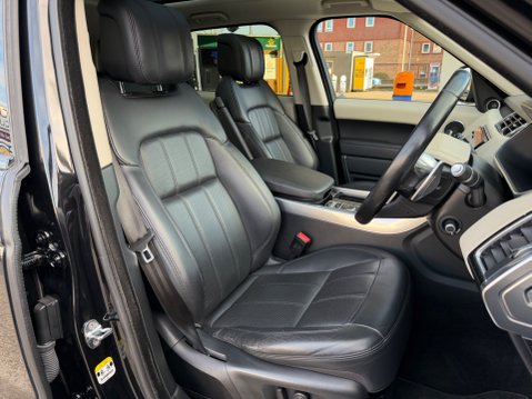 Land Rover Range Rover Sport HSE SILVER MHEV 3