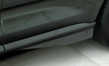 Aston Martin DBX 707 30