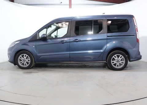 Ford Tourneo Connect 1.5 Tourneo Connect Grand Titanium TDCi Auto 5dr 9