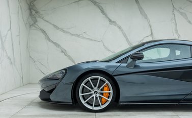 McLaren 570 GT 36