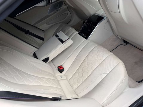 BMW M8 4.4 M8 Competition Edition Auto 4WD 4dr 31