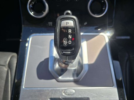 Land Rover Range Rover Evoque 2.0 D180 SE SUV 5dr Diesel Auto 4WD Euro 6 (s/s) (180 ps) 14