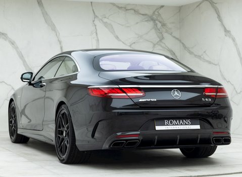 Mercedes-Benz S Class S63 Coupe 3