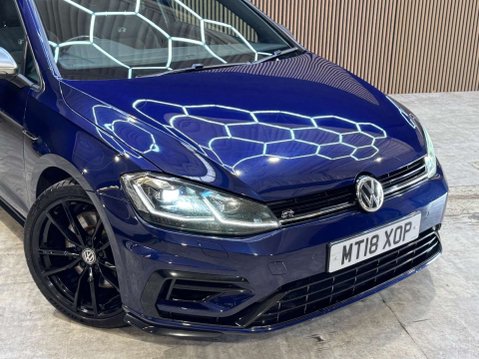 Volkswagen Golf 2.0 Golf R TSi Semi-Auto 4WD 3dr 8
