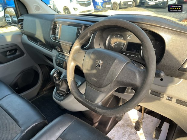 Peugeot Expert Crew Cab SWB L1H1 Blue Hdi Professional Compact EURO 6 NO VAT 28