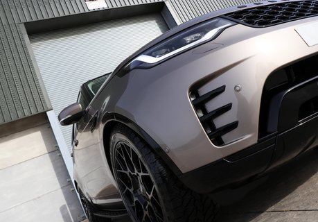 Land Rover Discovery 5