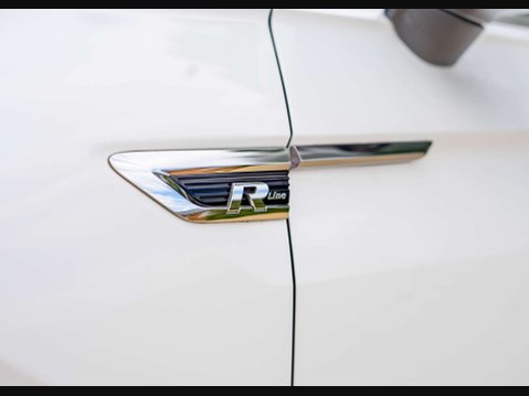 Volkswagen Tiguan 1.5 Tiguan R-Line TSi Evo Semi-Auto 5dr 42