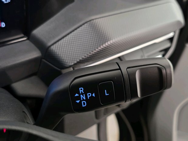 Ford Transit Custom Transit Custom PHEV 320L1 H1 Limited Auto Van 2.5L 227PHEV 27