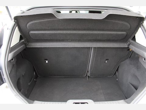 Ford Fiesta TITANIUM X 9