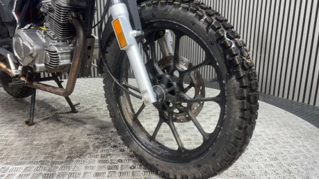Lexmoto Assault 2016 SPARES OR REPAIR 125CC NAKED SCRAMBLER BIKE 27