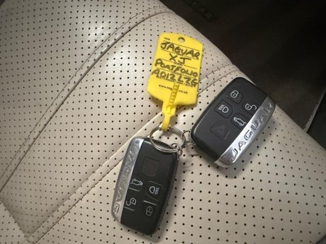 Jaguar XJ 3.0d V6 Portfolio Auto Euro 5 4dr 21