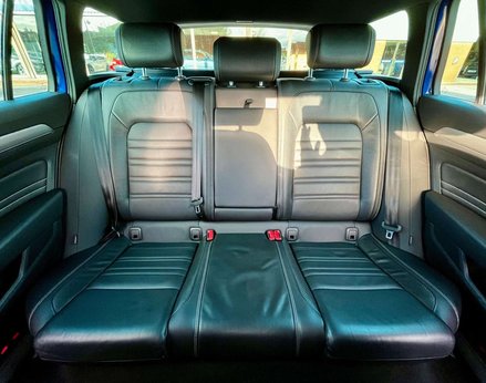 Volkswagen Passat 1.5 Passat R-Line TSi Evo 5dr 71