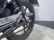 Yamaha YBR 125 2011 28K RUNNING PROJECT BIKE SPARES OR REPAIR 125CC 22