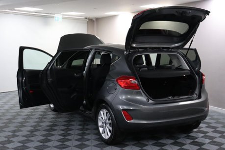 Ford Fiesta TITANIUM 21