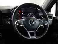 Renault Clio ICONIC TCE 46