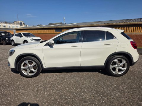 Mercedes-Benz GLA 2.1 GLA 200 Sport Executive D 4Matic Auto 4WD 5dr 29