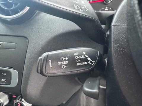 Audi A1 TDI S LINE 16