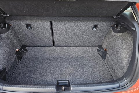 Volkswagen Polo SE EVO.. 6 SERVICES.. 1 PREVIOUS OWNER..APPLE CAR PLAY..AIR CON..SAT NAV. 9