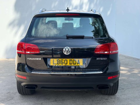 Volkswagen Touareg 3.0 Touareg V6 TSi Hybrid Auto 4WD 5dr 42