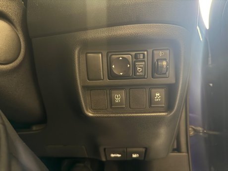 Nissan Juke 1.6 N-Connecta XTRON Euro 6 5dr 13