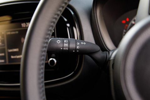 Toyota Aygo X VVT-I EDGE 16