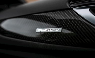 Audi RS6 Avant Performance 23