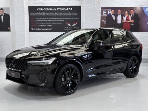 Volvo XC60 B5 ULTRA BLACK EDITION AWD 2