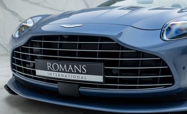 Aston Martin DB12 VOLANTE 35