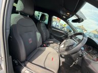 SEAT Ibiza MPI FR 10