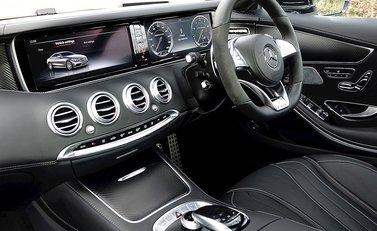 Mercedes-Benz S Class S63 Coupe 22