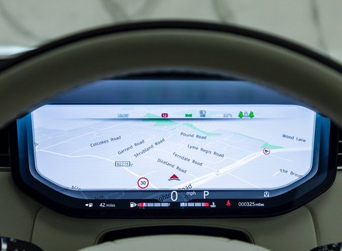 Land Rover Range Rover P400 HSE 18