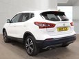 Nissan Qashqai 1.3 DIG-T N-Connecta Euro 6 (s/s) 5dr 4